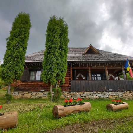 Вилла Casuta Lu' Liviu Борша Экстерьер фото